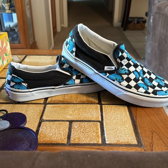 Vans -Butterflies New Excellent Condition - Picture 4 of 8